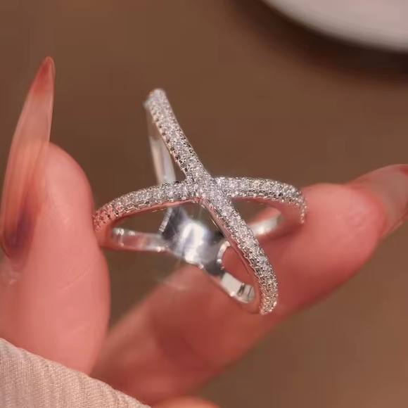 Anthropologie Silver Crystal X Crossover Ring - Picture 4 of 4